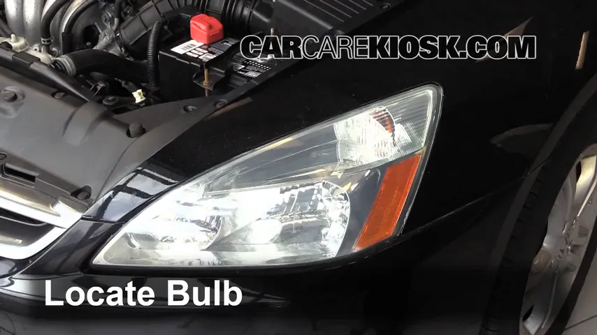2006 Honda Accord EX 2.4L 4 Cyl. Coupe (2 Door) Éclairage Feux de croisement (remplacer l'ampoule)